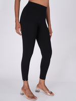 Load image into Gallery viewer, Movease 7/8 Black Leggings (Ankle Length Leggings)