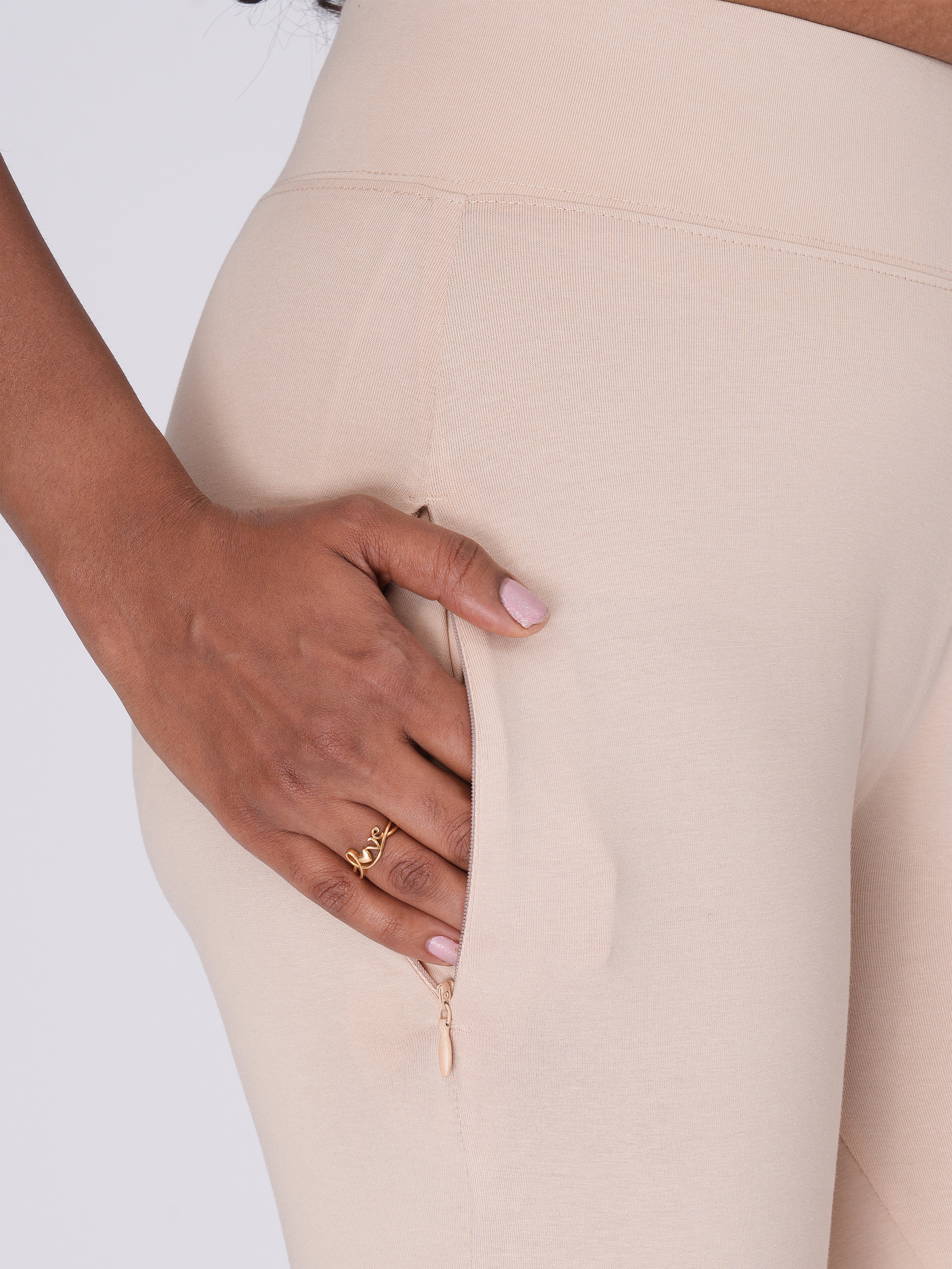 Movease 7/8 Beige Leggings (Ankle Length Leggings)